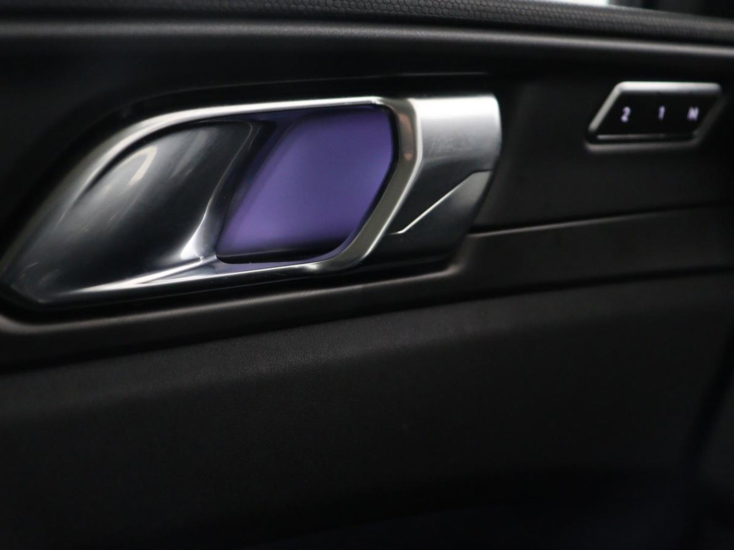 Lynk & Co 01 1.5 Plug In | Trekhaak | Panoramadak | Infinity by Harman | Camera | Adaptive cruise | Stoelverwarming | Carplay | Memory | Full LED | PHEV