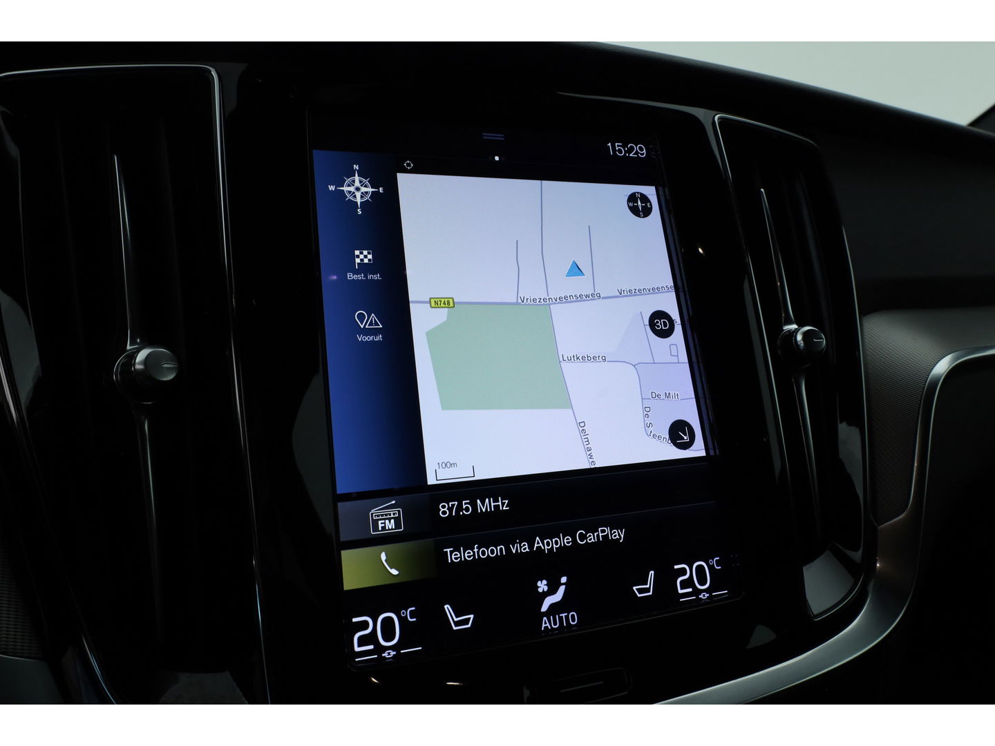 Volvo V60 T8 Recharge R-Design | Memory Seats | Pilot Assist | H&K Audio | Stoel- Stuurverw. | Elek. Trekhaak | Nav + CarPlay