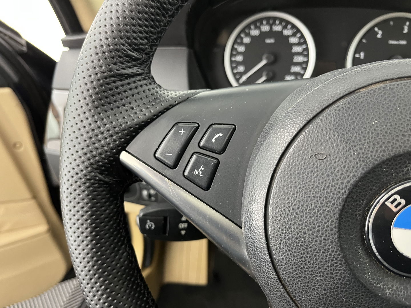 BMW 5 Serie Touring 525d *PANO | LEATHER | NAVI-FULLMAP | HIFI-SOUND | ECC | PDC | CRUISE | 16''ALU | TOWBAR*