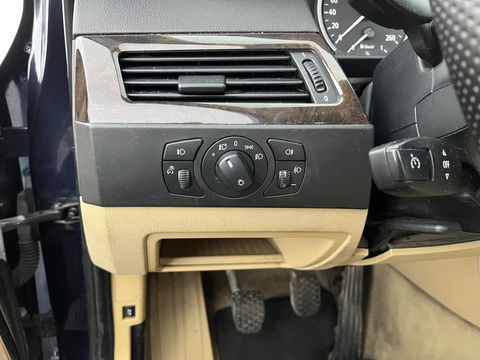 BMW 5 Serie Touring 525d *PANO | LEATHER | NAVI-FULLMAP | HIFI-SOUND | ECC | PDC | CRUISE | 16''ALU | TOWBAR*