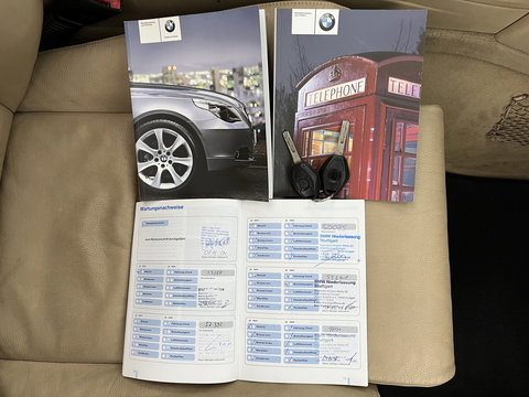 BMW 5 Serie Touring 525d *PANO | LEATHER | NAVI-FULLMAP | HIFI-SOUND | ECC | PDC | CRUISE | 16''ALU | TOWBAR*