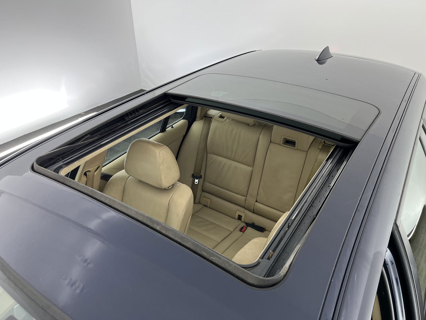 BMW 5 Serie Touring 525d *PANO | LEATHER | NAVI-FULLMAP | HIFI-SOUND | ECC | PDC | CRUISE | 16''ALU | TOWBAR*