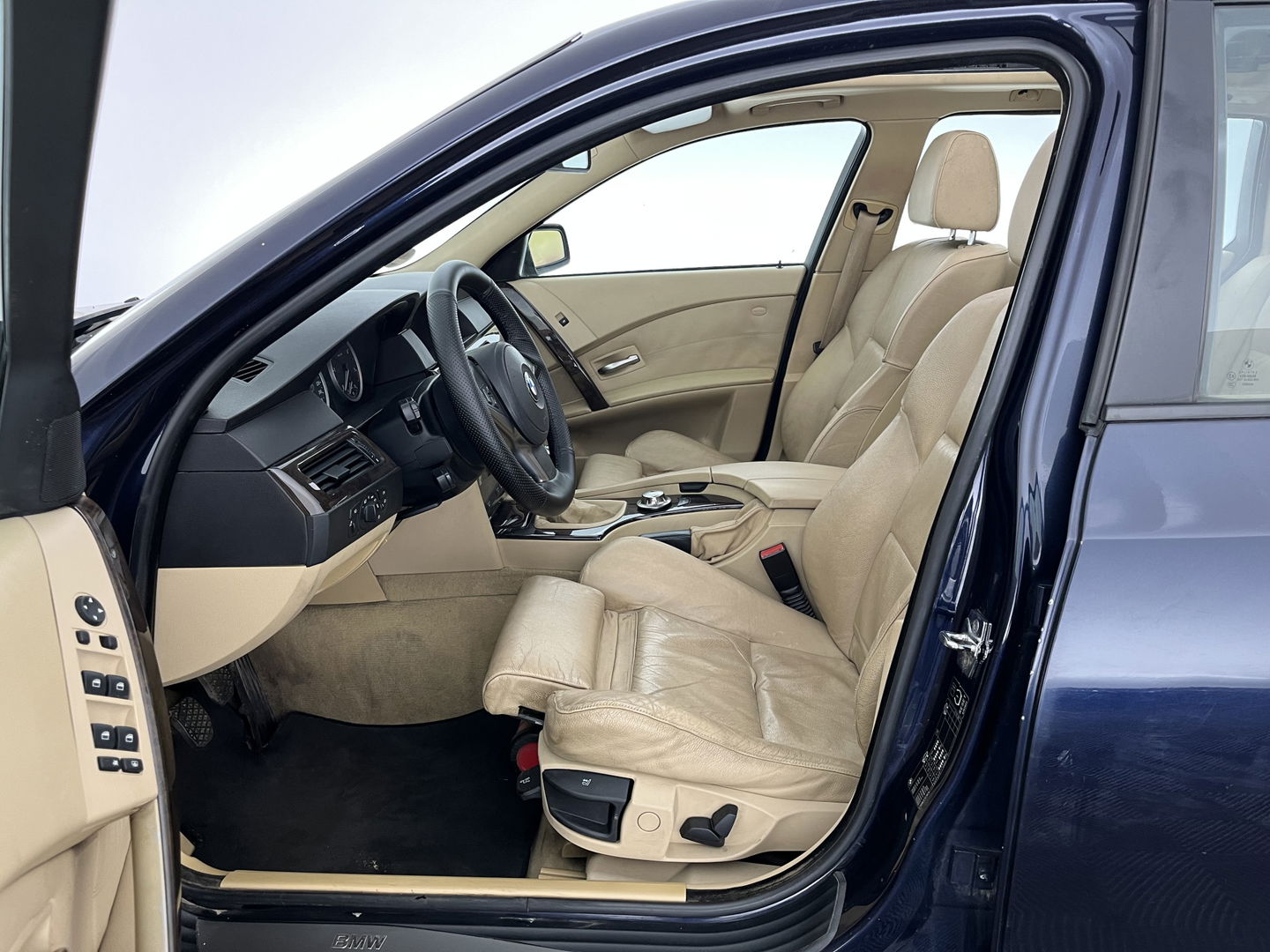 BMW 5 Serie Touring 525d *PANO | LEATHER | NAVI-FULLMAP | HIFI-SOUND | ECC | PDC | CRUISE | 16''ALU | TOWBAR*