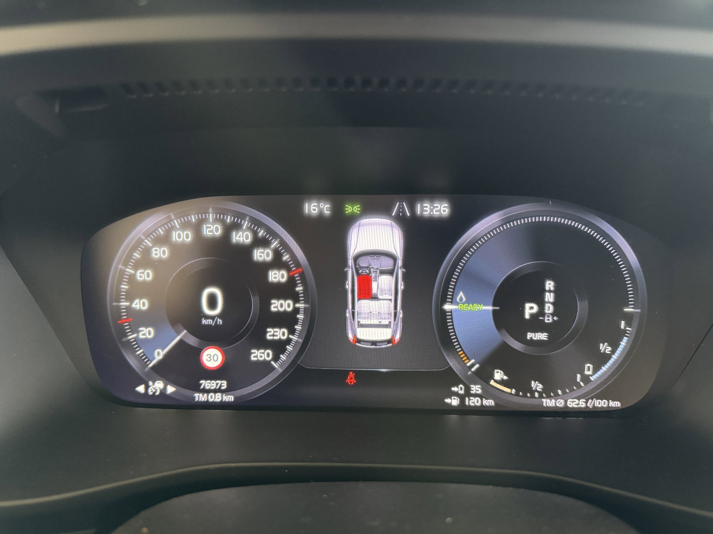 Volvo XC40 1.5 T5 Recharge momentum