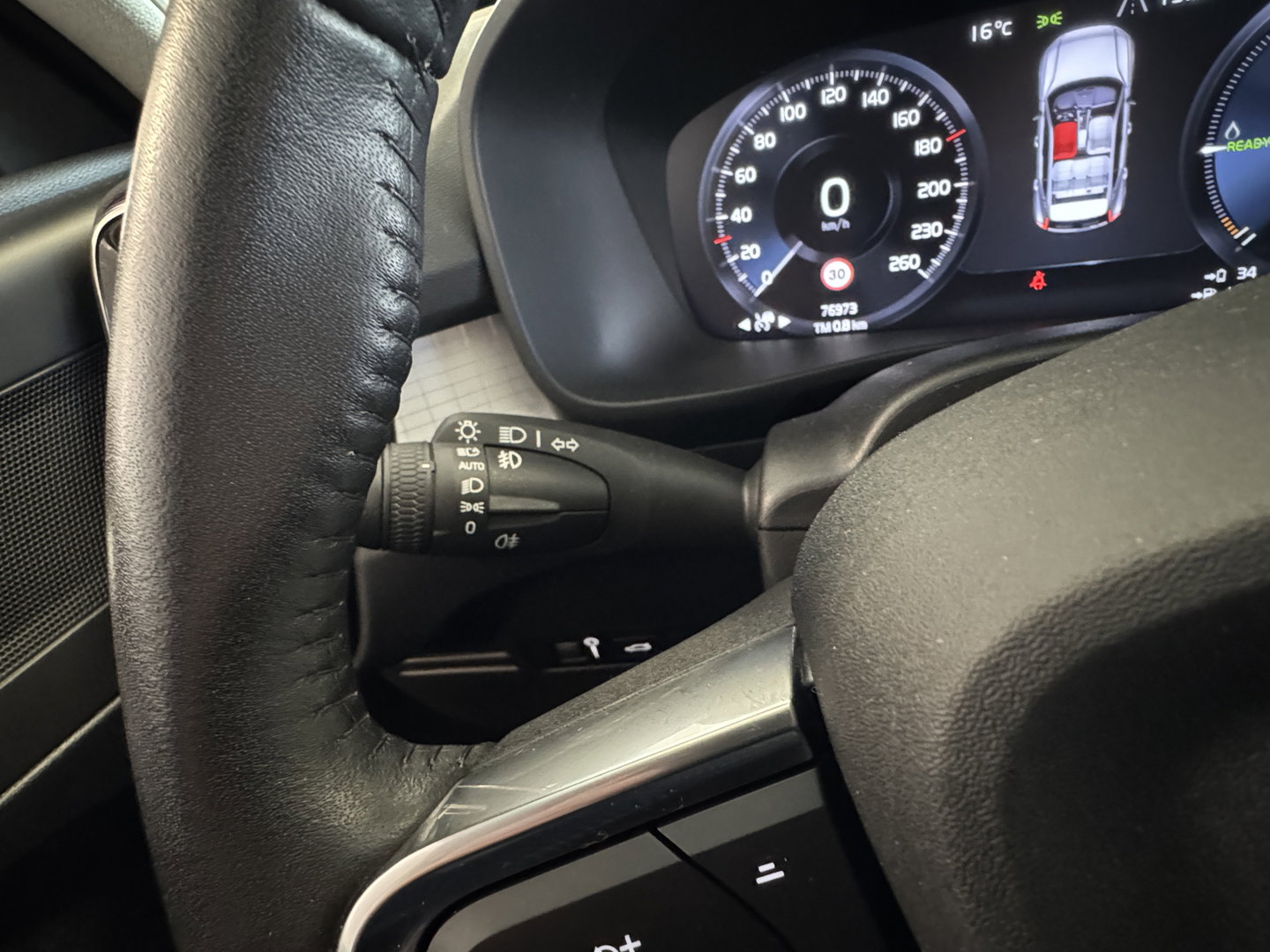 Volvo XC40 1.5 T5 Recharge momentum