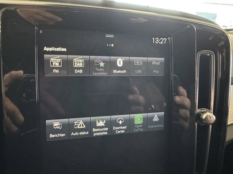 Volvo XC40 1.5 T5 Recharge momentum