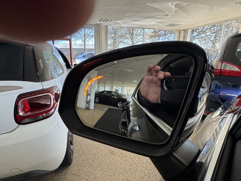 Volvo XC40 1.5 T5 Recharge momentum