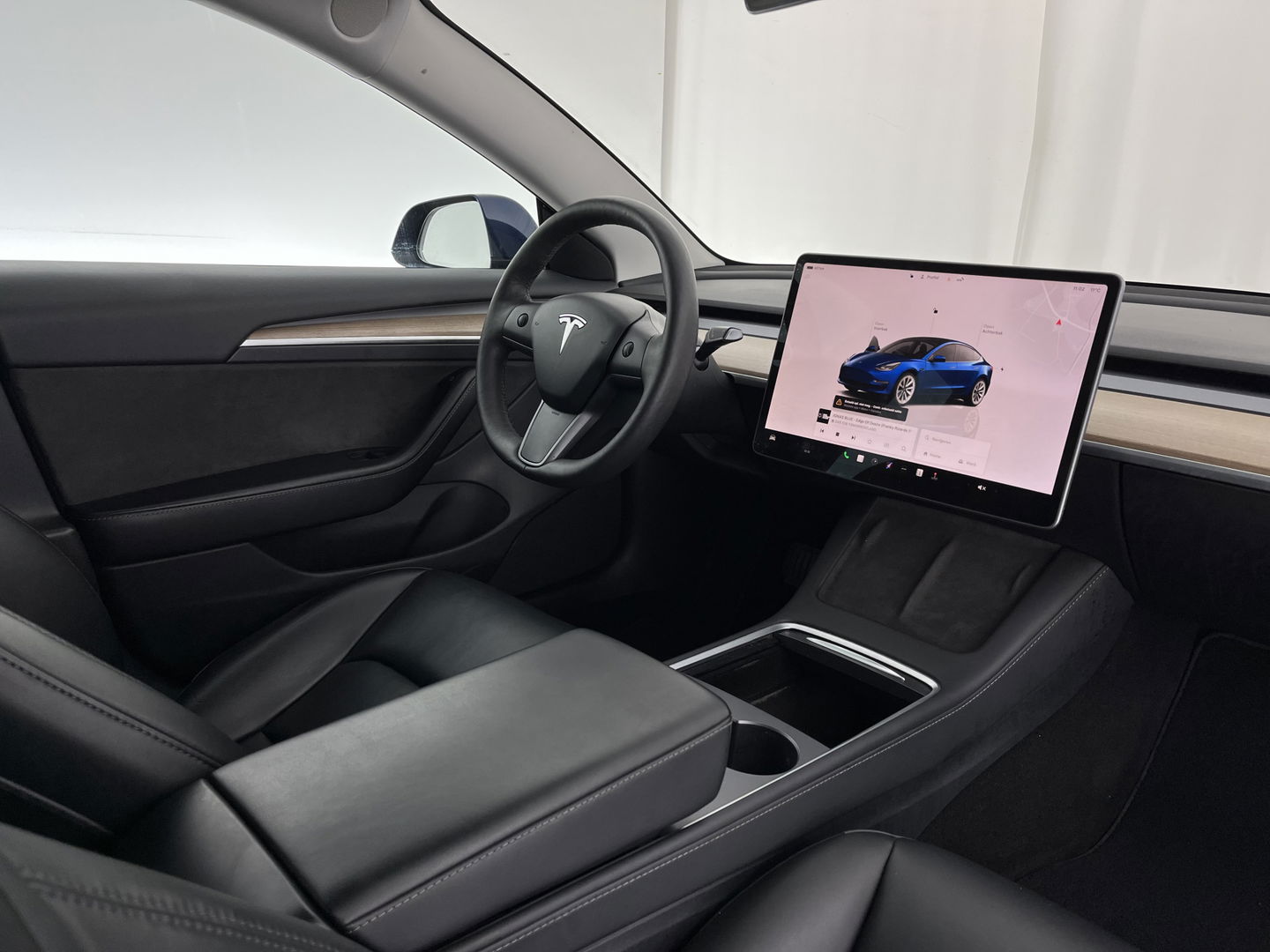 Tesla Model 3 Standard RWD Plus 60 kWh [ 3-Fase-11kW ] {SOH-92%} (INCL-BTW) Aut. *PANO | AUTOPILOT | LEATHER | KEYLESS | FULL-LED | MEMORY-PACK | TOPVIEW | DAB | CARPLAY | DIGI-COCKPIT | LANE-ASSIST | COMFORTSEATS | 19"ALU*