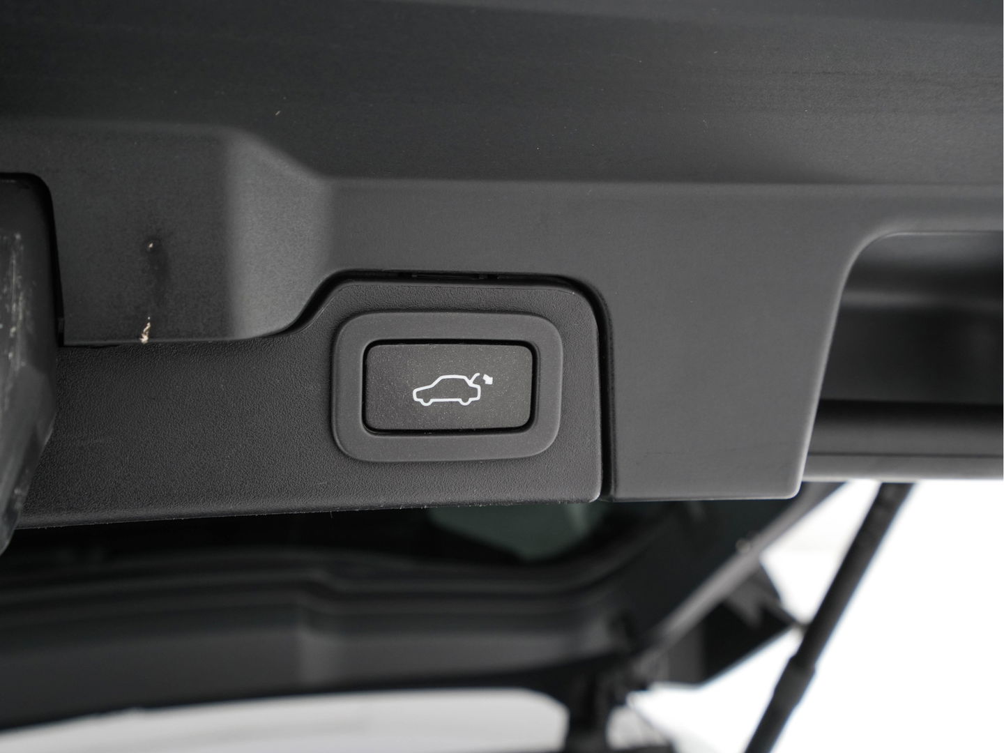 Land Rover Range Rover Evoque 2.0 TD4 HSE Dynamic Aut. *PANO | HEAD-UP | LEATHER | FULL-LED | MEMORY-PACK | MERIDIAN-SOUND | BLIND-SPOT | HEATED-COMFORTSEATS | NAVI-FULLMAP | CAMERA | ECC | PDC | CRUISE | 20''ALU | TOWBAR*