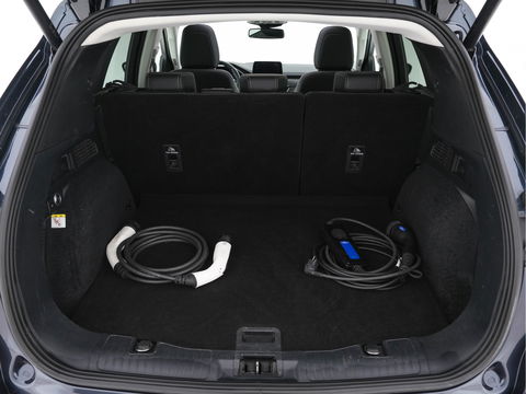 Ford Kuga 2.5 PHEV Vignale (Plug-In) (INCL-BTW) Aut. *PANO | LEATHER | DIGI-COCKPIT | FULL-LED | BANG/OLUFSEN-AUDIO |  HEAD-UP | KEYLESS | DAB | CARPLAY | NAVI-FULLMAP | MEMORY-PACK | HEATED-COMFORTSEATS | LANE-ASSIST | .