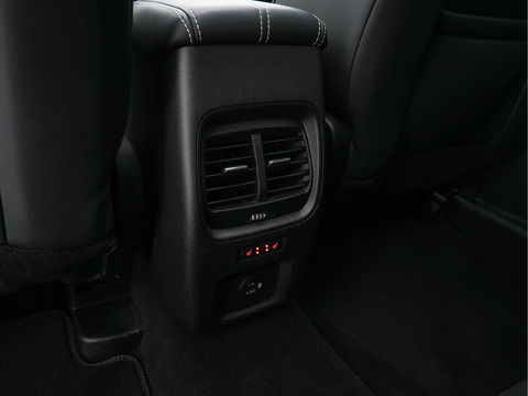 Ford Kuga 2.5 PHEV Vignale (Plug-In) (INCL-BTW) Aut. *PANO | LEATHER | DIGI-COCKPIT | FULL-LED | BANG/OLUFSEN-AUDIO |  HEAD-UP | KEYLESS | DAB | CARPLAY | NAVI-FULLMAP | MEMORY-PACK | HEATED-COMFORTSEATS | LANE-ASSIST | .