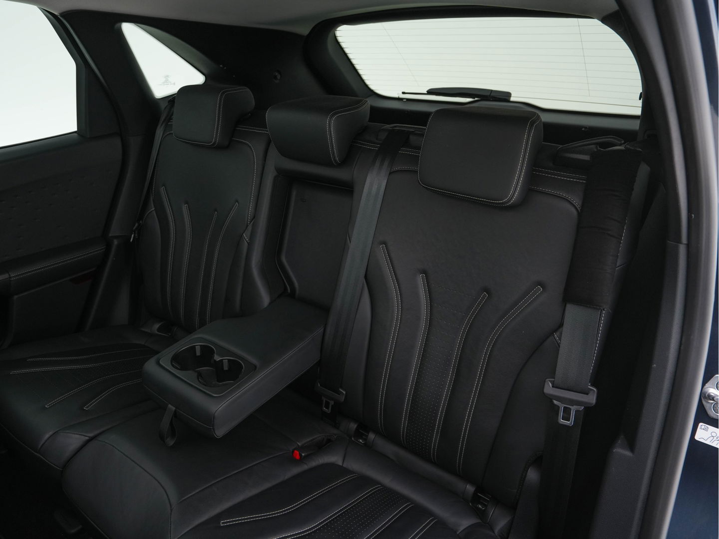 Ford Kuga 2.5 PHEV Vignale (Plug-In) (INCL-BTW) Aut. *PANO | LEATHER | DIGI-COCKPIT | FULL-LED | BANG/OLUFSEN-AUDIO |  HEAD-UP | KEYLESS | DAB | CARPLAY | NAVI-FULLMAP | MEMORY-PACK | HEATED-COMFORTSEATS | LANE-ASSIST | .