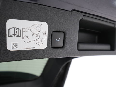 Ford Kuga 2.5 PHEV Vignale (Plug-In) (INCL-BTW) Aut. *PANO | LEATHER | DIGI-COCKPIT | FULL-LED | BANG/OLUFSEN-AUDIO |  HEAD-UP | KEYLESS | DAB | CARPLAY | NAVI-FULLMAP | MEMORY-PACK | HEATED-COMFORTSEATS | LANE-ASSIST | .