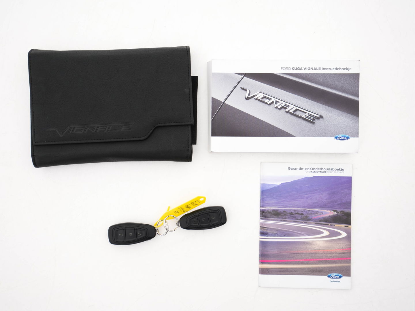 Ford Kuga 2.5 PHEV Vignale (Plug-In) (INCL-BTW) Aut. *PANO | LEATHER | DIGI-COCKPIT | FULL-LED | BANG/OLUFSEN-AUDIO |  HEAD-UP | KEYLESS | DAB | CARPLAY | NAVI-FULLMAP | MEMORY-PACK | HEATED-COMFORTSEATS | LANE-ASSIST | .