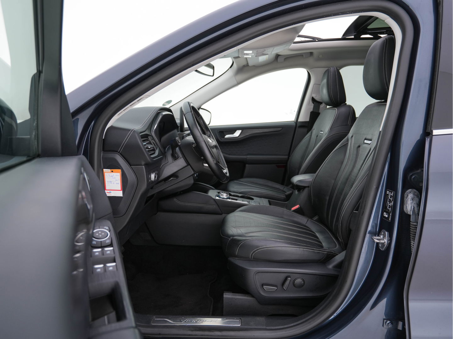 Ford Kuga 2.5 PHEV Vignale (Plug-In) (INCL-BTW) Aut. *PANO | LEATHER | DIGI-COCKPIT | FULL-LED | BANG/OLUFSEN-AUDIO |  HEAD-UP | KEYLESS | DAB | CARPLAY | NAVI-FULLMAP | MEMORY-PACK | HEATED-COMFORTSEATS | LANE-ASSIST | .