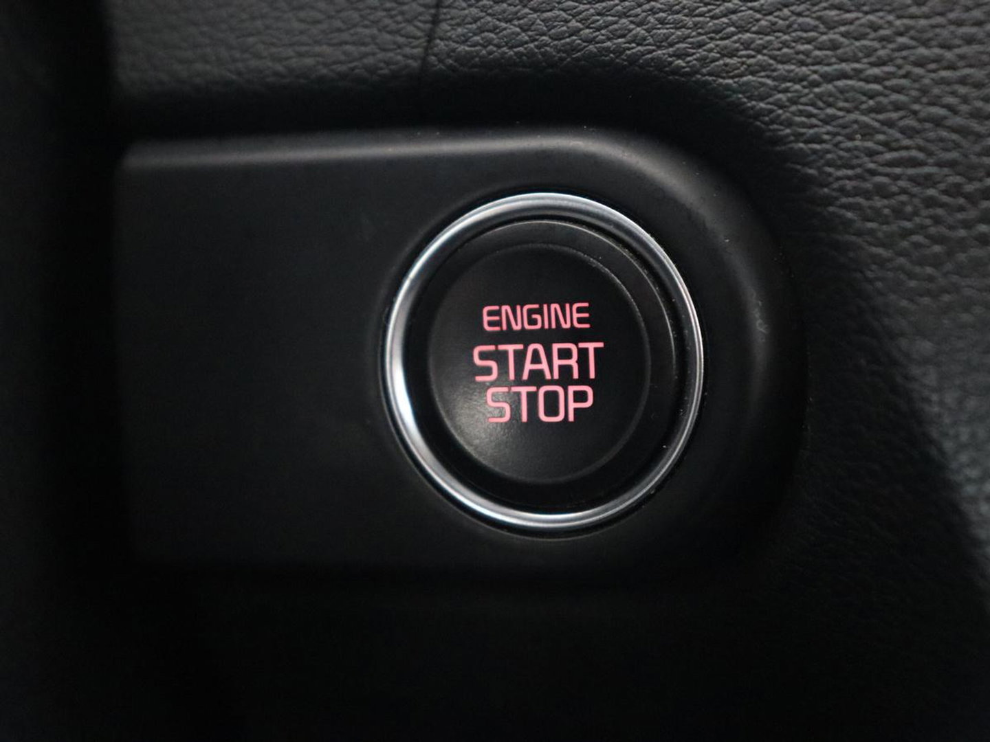 Kia Xceed 1.6 GDi PHEV ExecutiveLine | Stoelventilatie | Leder | Adaptive cruise | Camera | Memory | Achterbankverwarming | Full LED | Keyless | Stuurverwarming | Navigatie | Plug In