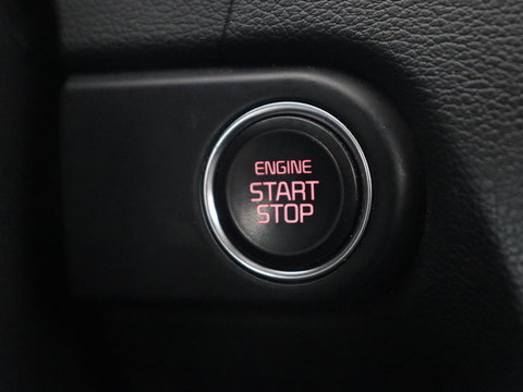 Kia Xceed 1.6 GDi PHEV ExecutiveLine | Stoelventilatie | Leder | Adaptive cruise | Camera | Memory | Achterbankverwarming | Full LED | Keyless | Stuurverwarming | Navigatie | Plug In