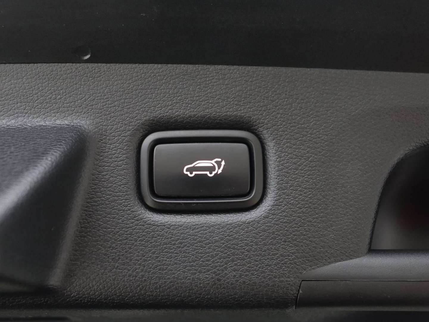 Kia Xceed 1.6 GDi PHEV ExecutiveLine | Stoelventilatie | Leder | Adaptive cruise | Camera | Memory | Achterbankverwarming | Full LED | Keyless | Stuurverwarming | Navigatie | Plug In