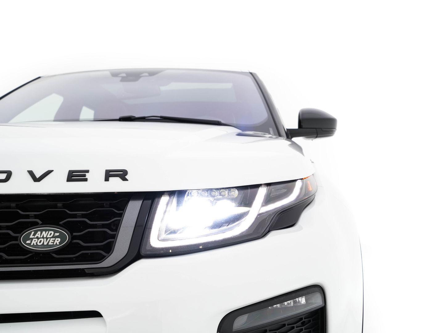 Land Rover Range Rover Evoque 2.0 TD4 HSE Dynamic Aut. *PANO | HEAD-UP | LEATHER | FULL-LED | MEMORY-PACK | MERIDIAN-SOUND | BLIND-SPOT | HEATED-COMFORTSEATS | NAVI-FULLMAP | CAMERA | ECC | PDC | CRUISE | 20''ALU | TOWBAR*