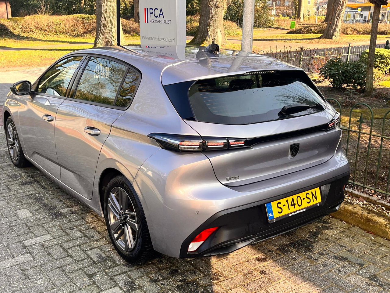 Peugeot 308