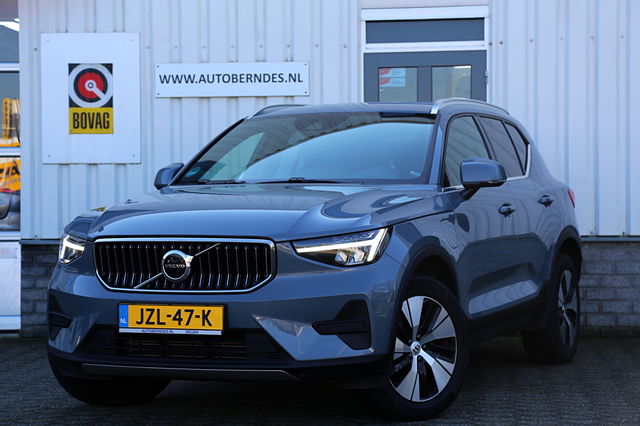 Volvo XC40 - 1.5 T5 262P Plug-in hybrid Core Bright*Facelift!*Perfect Onderh.*Sportstoelen/Stoelverw./Stuurverw./Keyless Entry+Go/Apple Carplay-Android/DAB/LED/Camera/Parkeersens.V+A/18 inch LM*
