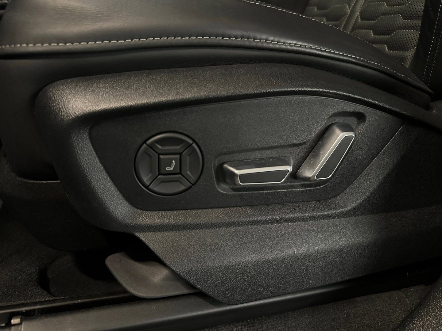 Audi RSQ8 4.0 TFSI quattro Performance Pano|Ceramic|HuD|B&O