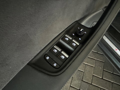 Audi RSQ8 4.0 TFSI quattro Performance Pano|Ceramic|HuD|B&O