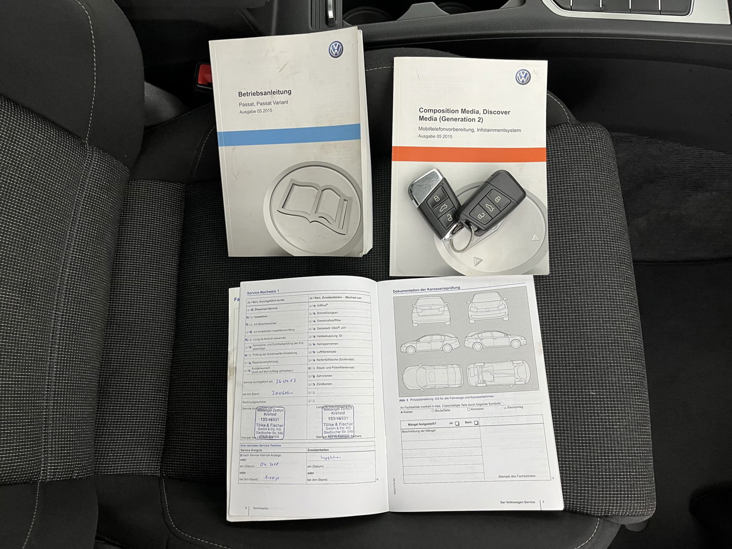 Volkswagen Passat Variant 2.0 TDI Comfortline *FULL-LED | ADAPTIVE-CRUISE | ERGONOMIC-COMFORTSEAT | HEATED-SEATS | PARKPILOT |  NAVI-FULLMAP | KEYLESS | PRIVACYGLASS | ECC | TOWBAR | 17''ALU*