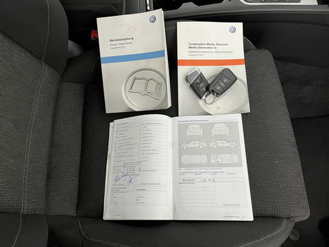 Volkswagen Passat Variant 2.0 TDI Comfortline *FULL-LED | ADAPTIVE-CRUISE | ERGONOMIC-COMFORTSEAT | HEATED-SEATS | PARKPILOT |  NAVI-FULLMAP | KEYLESS | PRIVACYGLASS | ECC | TOWBAR | 17''ALU*