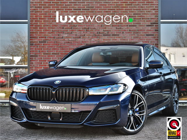 BMW 5 Serie - 545e xDrive M-Sport Pano ACC HUD 20inch 360 Laser HiFi Adp-demping