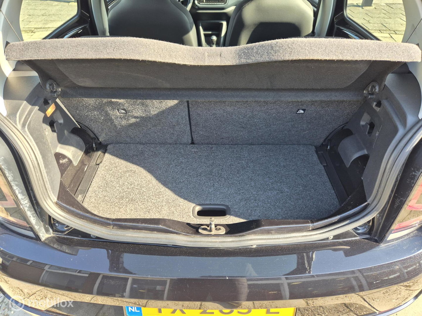 Volkswagen up! 1.0 | Camera, Cruise, Dealer onderhouden, NAP