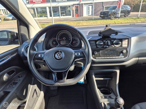 Volkswagen up! 1.0 | Camera, Cruise, Dealer onderhouden, NAP