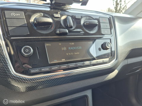 Volkswagen up! 1.0 | Camera, Cruise, Dealer onderhouden, NAP