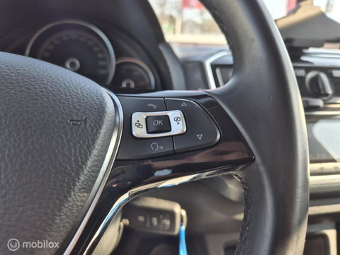 Volkswagen up! 1.0 | Camera, Cruise, Dealer onderhouden, NAP