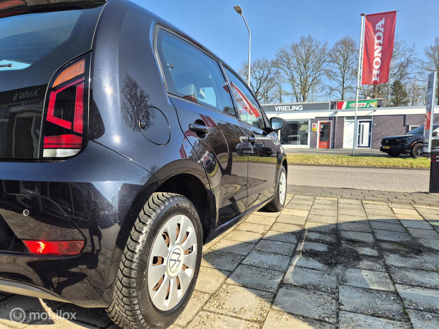 Volkswagen up! 1.0 | Camera, Cruise, Dealer onderhouden, NAP