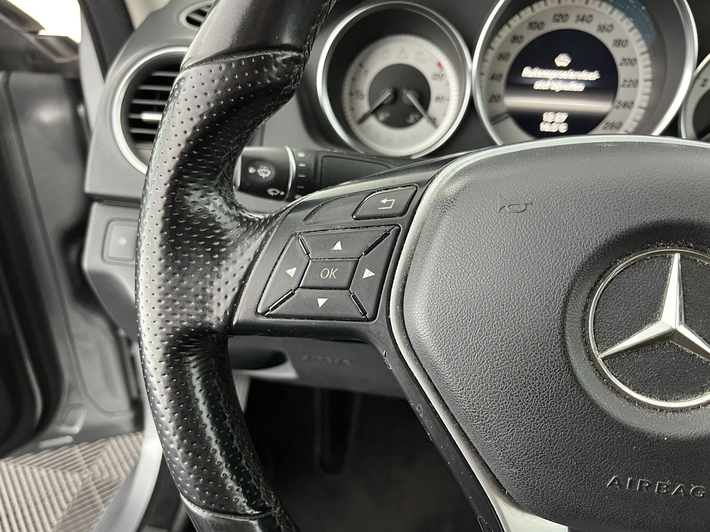 Mercedes-Benz C-Klasse 220 CDI Business Class Avantgarde *LEATHER-FABRIC | NAVI-FULLMAP | COMFORT-SEATS | ECC | PDC | CRUISE | 16''ALU*