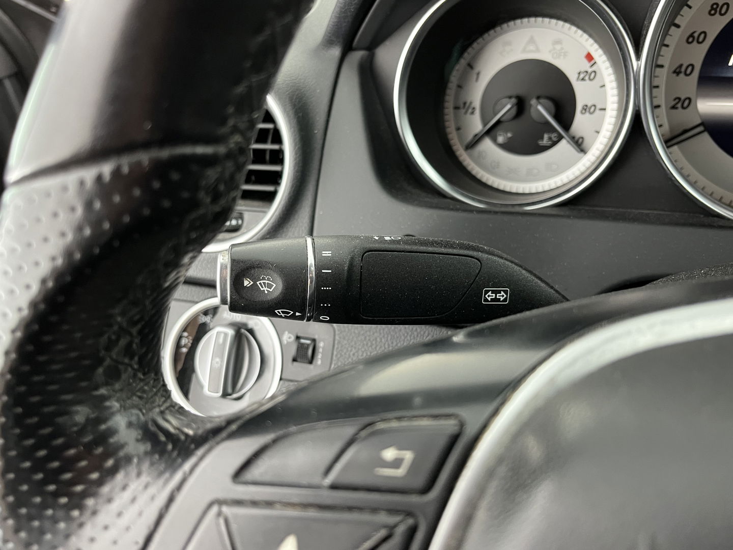 Mercedes-Benz C-Klasse 220 CDI Business Class Avantgarde *LEATHER-FABRIC | NAVI-FULLMAP | COMFORT-SEATS | ECC | PDC | CRUISE | 16''ALU*