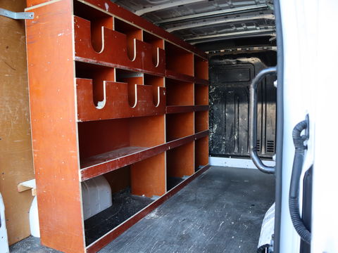 Renault Master 2.3 dCi 150pk Euro 6 L2H2 - Glasresteel v.d. Born - Resteel - Traplader - Trekhaak