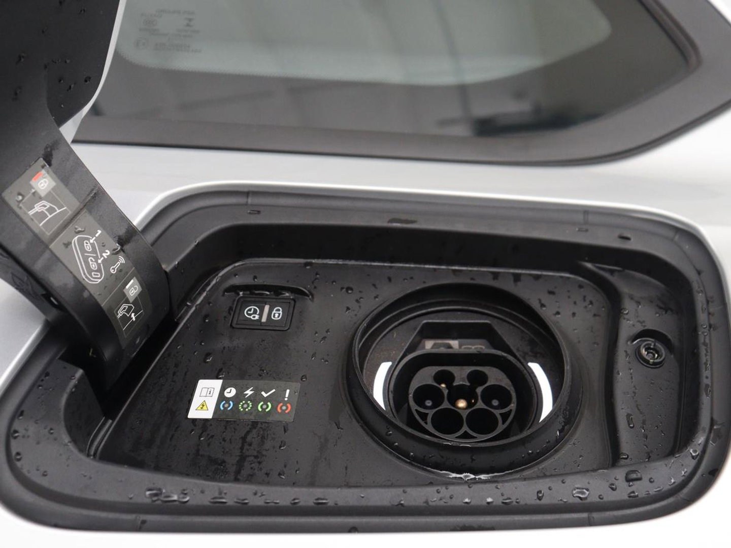 Opel Astra 1.6 Turbo Hybrid | Origineel NL | Adaptive cruise | Carplay | Parkeerhulp | Climate control | Digital Cockpit | Bluetooth | Full LED | PHEV | Plug In