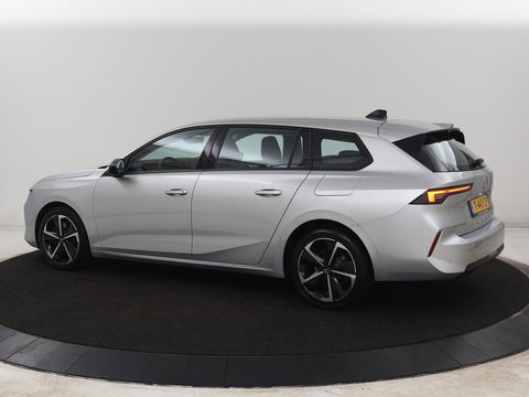 Opel Astra 1.6 Turbo Hybrid | Origineel NL | Adaptive cruise | Carplay | Parkeerhulp | Climate control | Digital Cockpit | Bluetooth | Full LED | PHEV | Plug In
