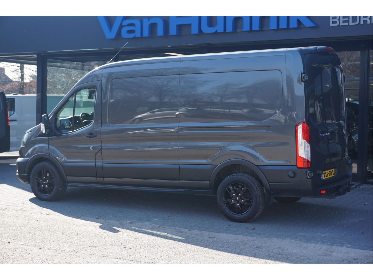 Ford Transit 350L L3H2 Trail Edition AUT 130PK BPM VRIJ!! 12" Sync4 Navi, Camera, Trekhaak, 17" LM!! NR. K01*