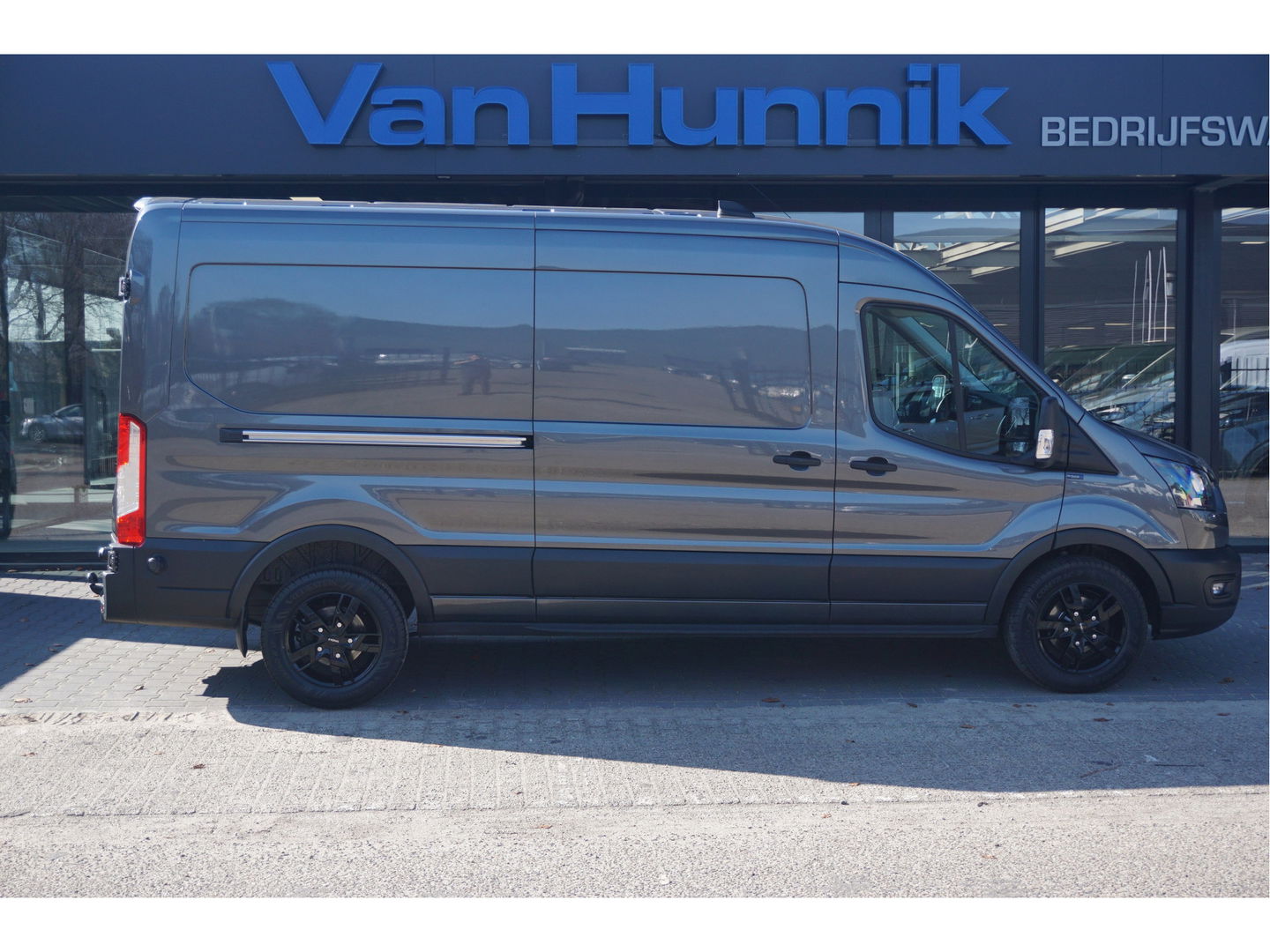 Ford Transit 350L L3H2 Trail Edition AUT 130PK BPM VRIJ!! 12" Sync4 Navi, Camera, Trekhaak, 17" LM!! NR. K01*