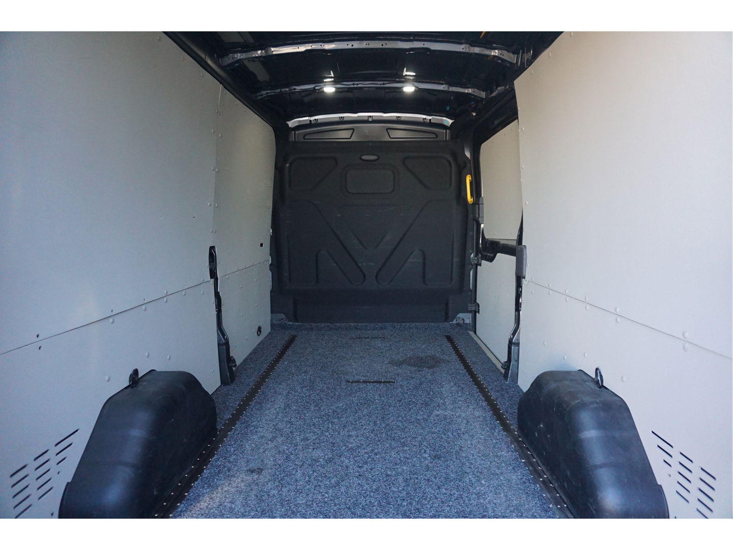 Ford Transit 350L L3H2 Trail Edition AUT 130PK BPM VRIJ!! 12" Sync4 Navi, Camera, Trekhaak, 17" LM!! NR. K01*