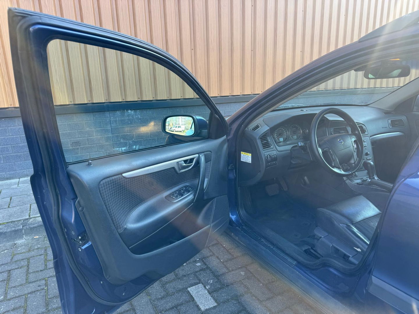 Volvo V70 2.4 Comfort Line | Handel / Export | Loopt niet op LPG |