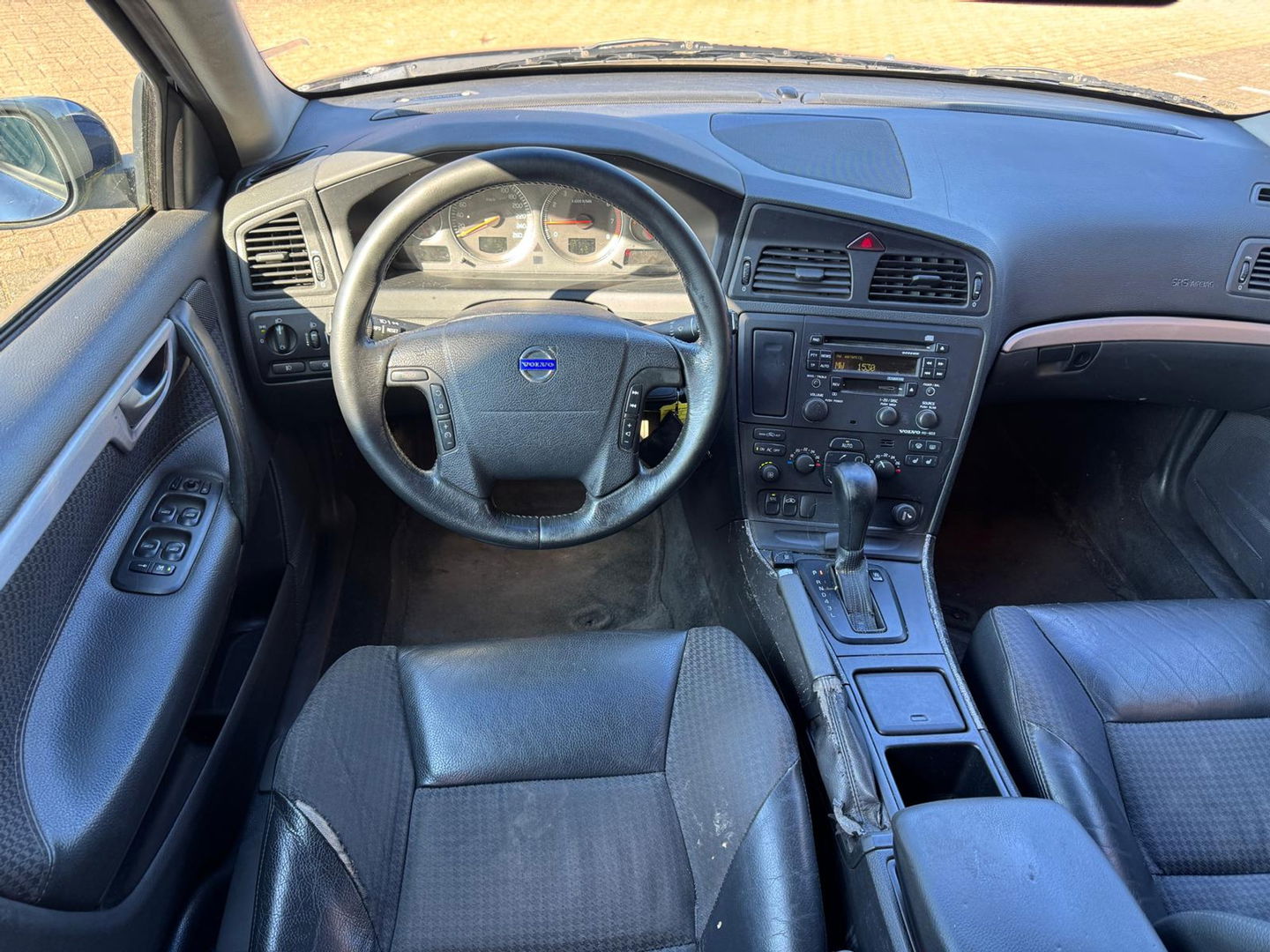 Volvo V70 2.4 Comfort Line | Handel / Export | Loopt niet op LPG |