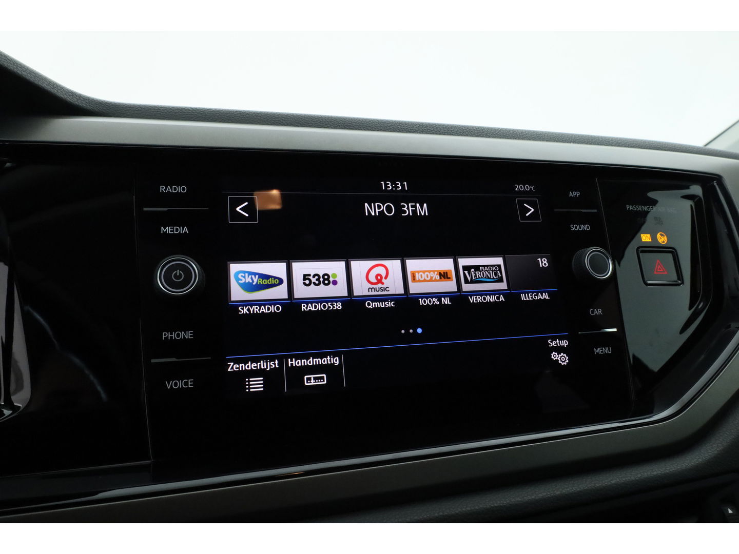 Volkswagen Polo 1.0 TSI Comfortline | Navi by Apple CarPlay | Keyless | Camera | Airco | 17'' | Trekhaak | PDC