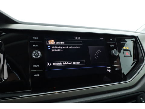 Volkswagen Polo 1.0 TSI Comfortline | Navi by Apple CarPlay | Keyless | Camera | Airco | 17'' | Trekhaak | PDC