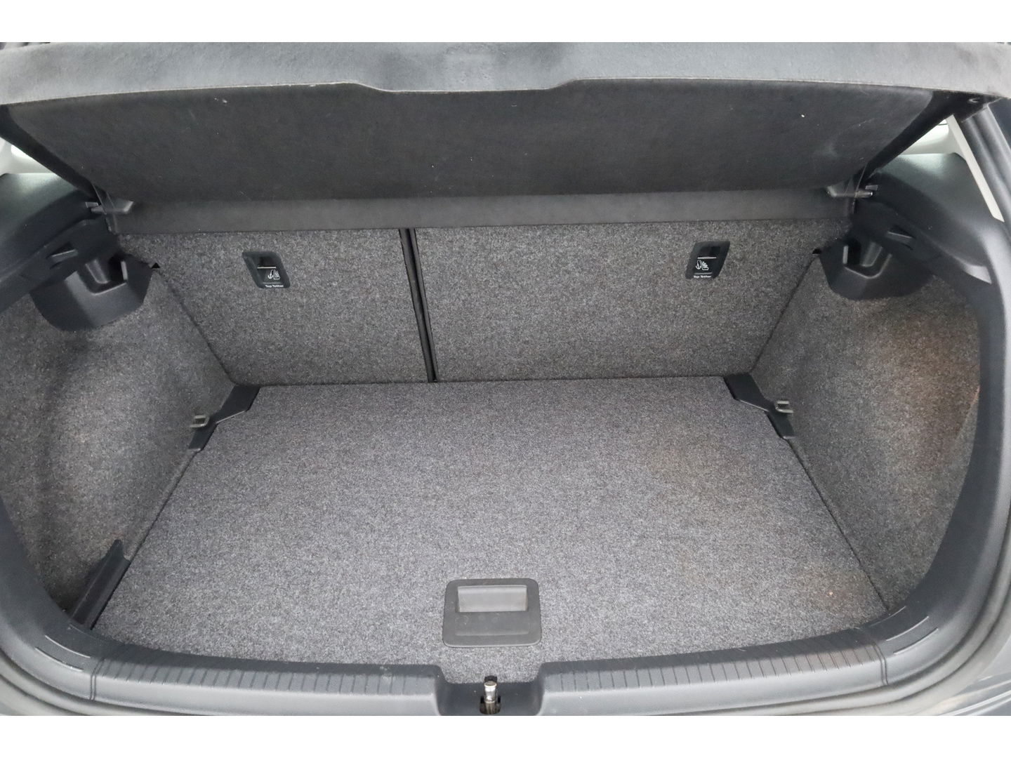 Volkswagen Polo 1.0 TSI Comfortline | Navi by Apple CarPlay | Keyless | Camera | Airco | 17'' | Trekhaak | PDC