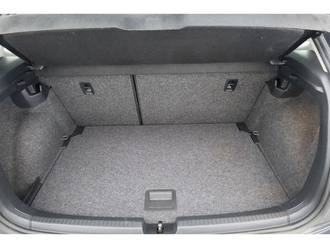 Volkswagen Polo 1.0 TSI Comfortline | Navi by Apple CarPlay | Keyless | Camera | Airco | 17'' | Trekhaak | PDC