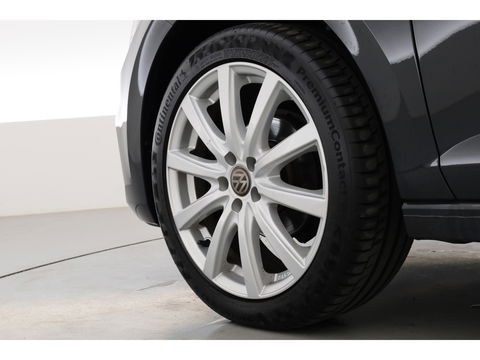 Volkswagen Polo 1.0 TSI Comfortline | Navi by Apple CarPlay | Keyless | Camera | Airco | 17'' | Trekhaak | PDC